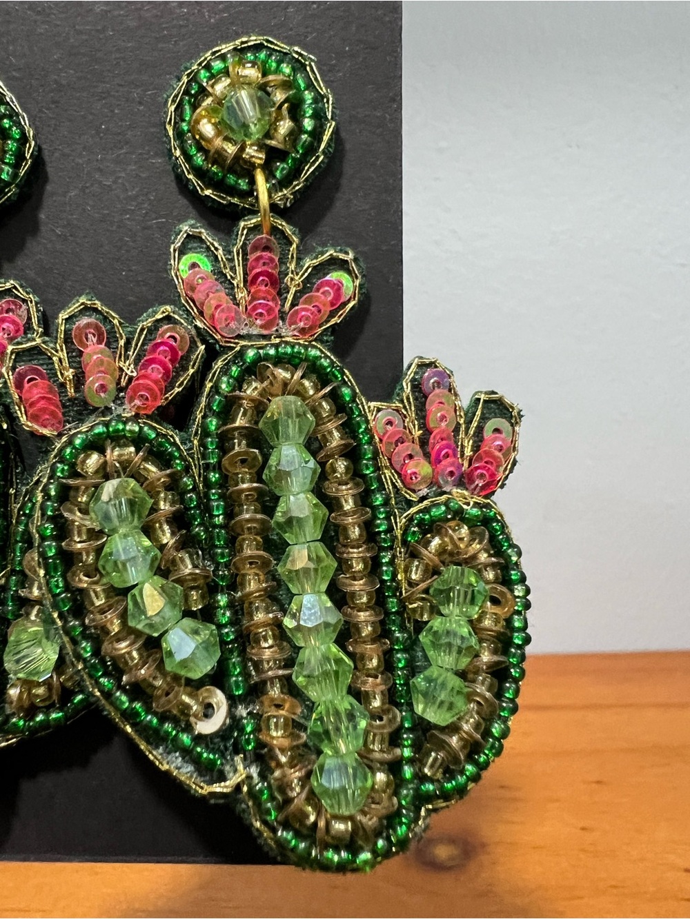 Beaded Cactus Flower Large Stud With Dangle Earrings Green Gold Pink BRAND NEW - Picture 5 of 5